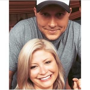 Meet your Posher, Dee